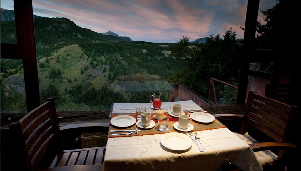 Nomades Hotel Boutique Coyhaique Exterior photo